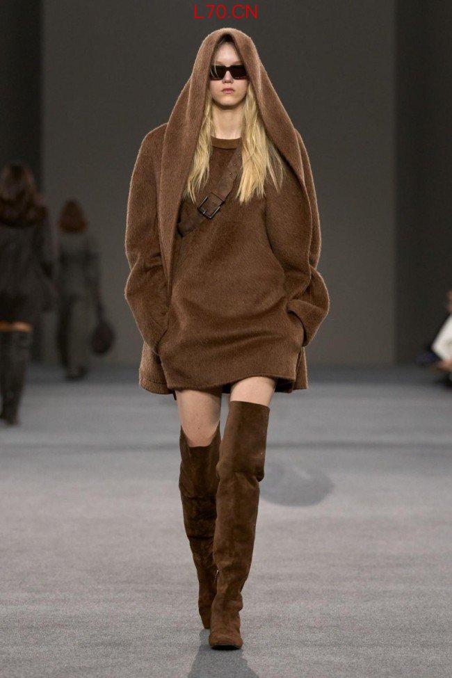 Max Mara 2026 秋冬系列发布：新中世纪主义的现代诠释  新故相生  History and Modernity